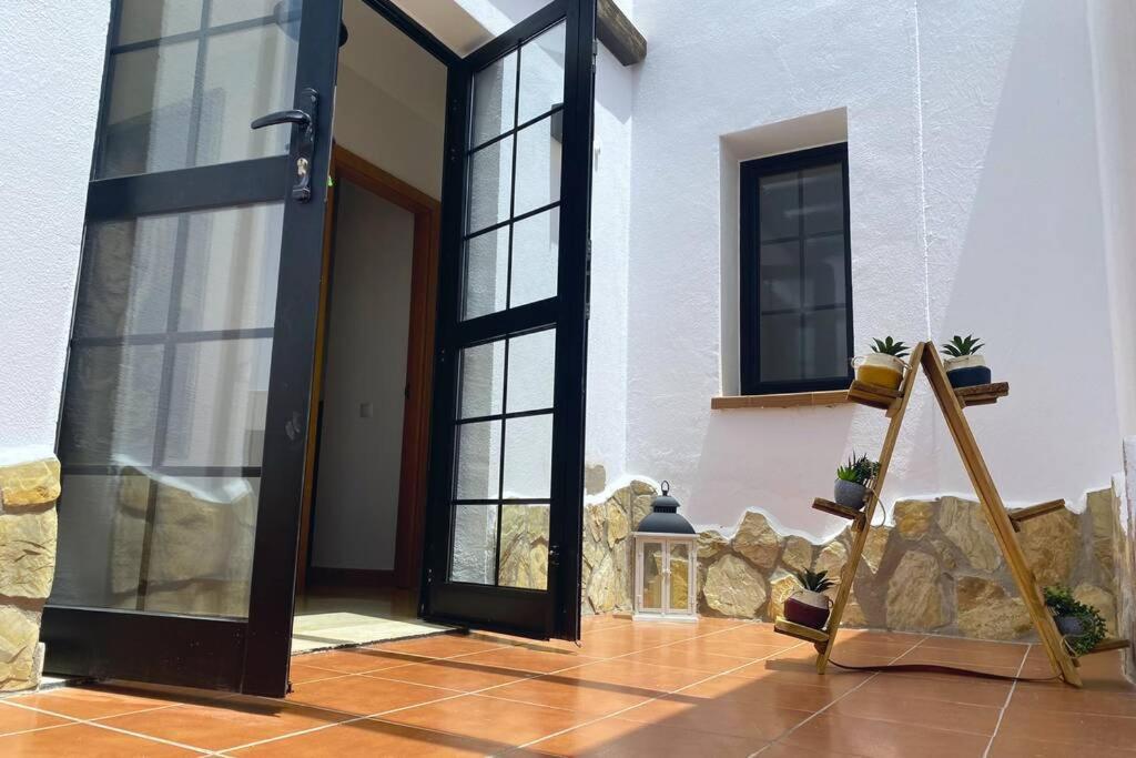 Exclusiva Villa De Lujo คอร์ราเลโฮ ภายนอก รูปภาพ